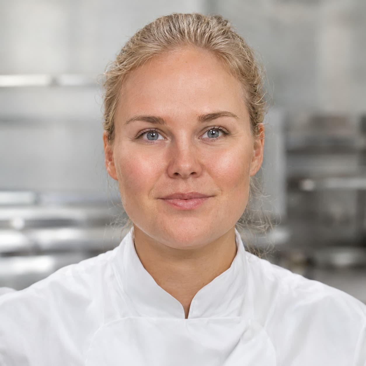 Mei Li, private jet chef covering Arxan Yi'ershi Airport