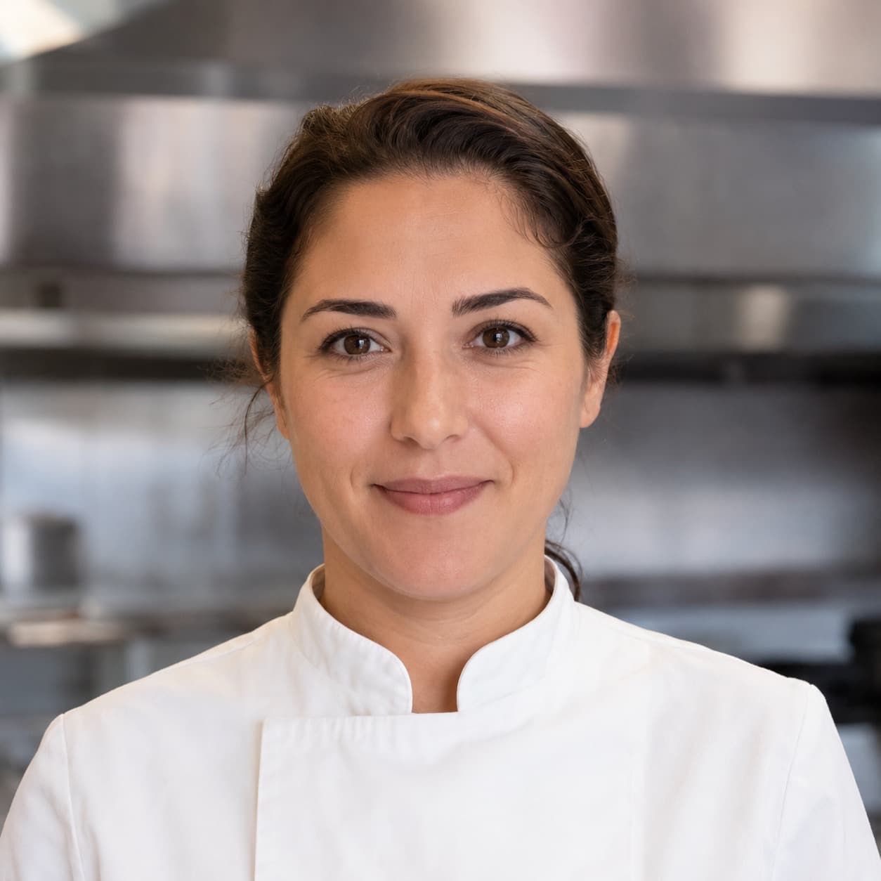 Elena Sokolov, private jet chef covering Kurumoch International Airport